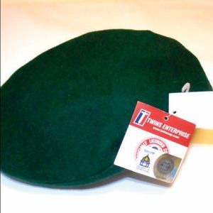 NWT Licensed Notre Dame University Flat Cap